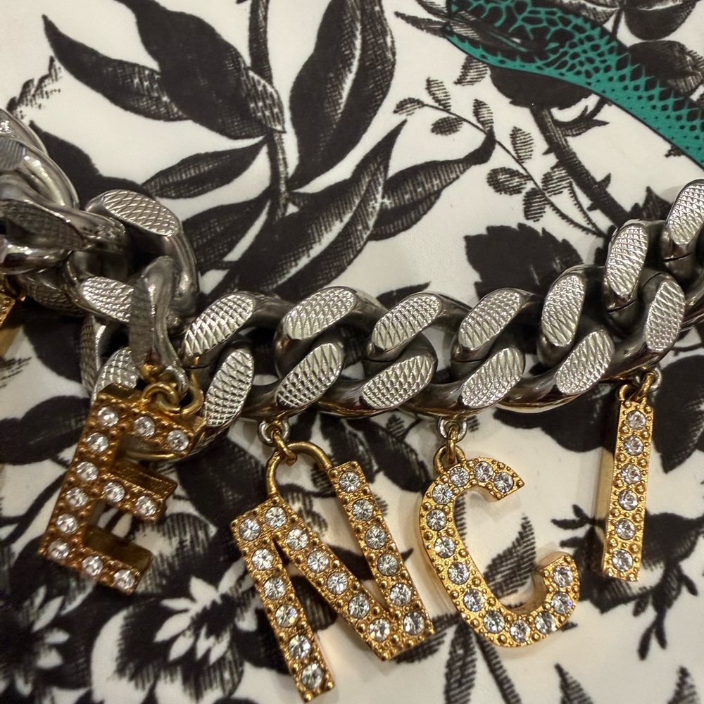 Gucci/Balenciaga Script Choker Necklace - Picture 9 of 10